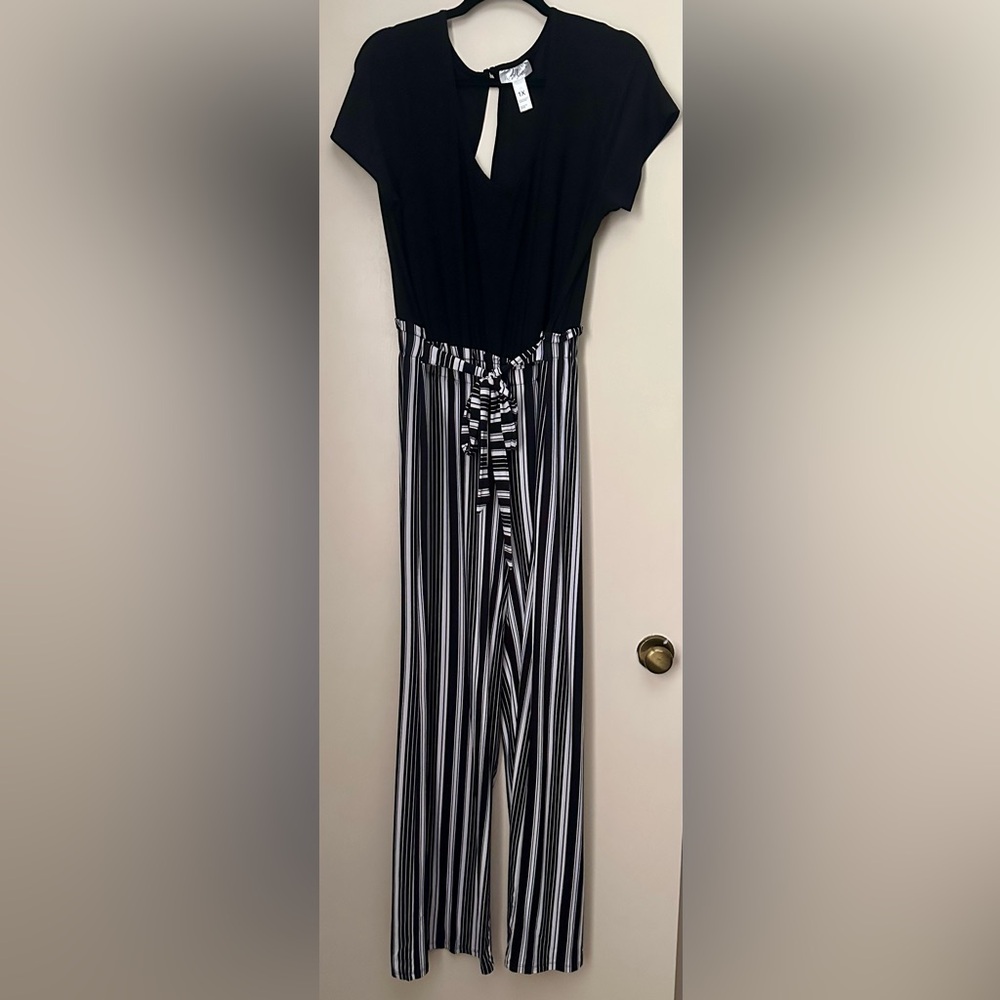Short sleeve jumpsuit
